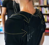 Posture Reminder T-Shirt - női (Black) thumbnail