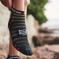 CompresSport Pro Racing Socks V4.0 Ultralight Low - Black (906) thumbnail